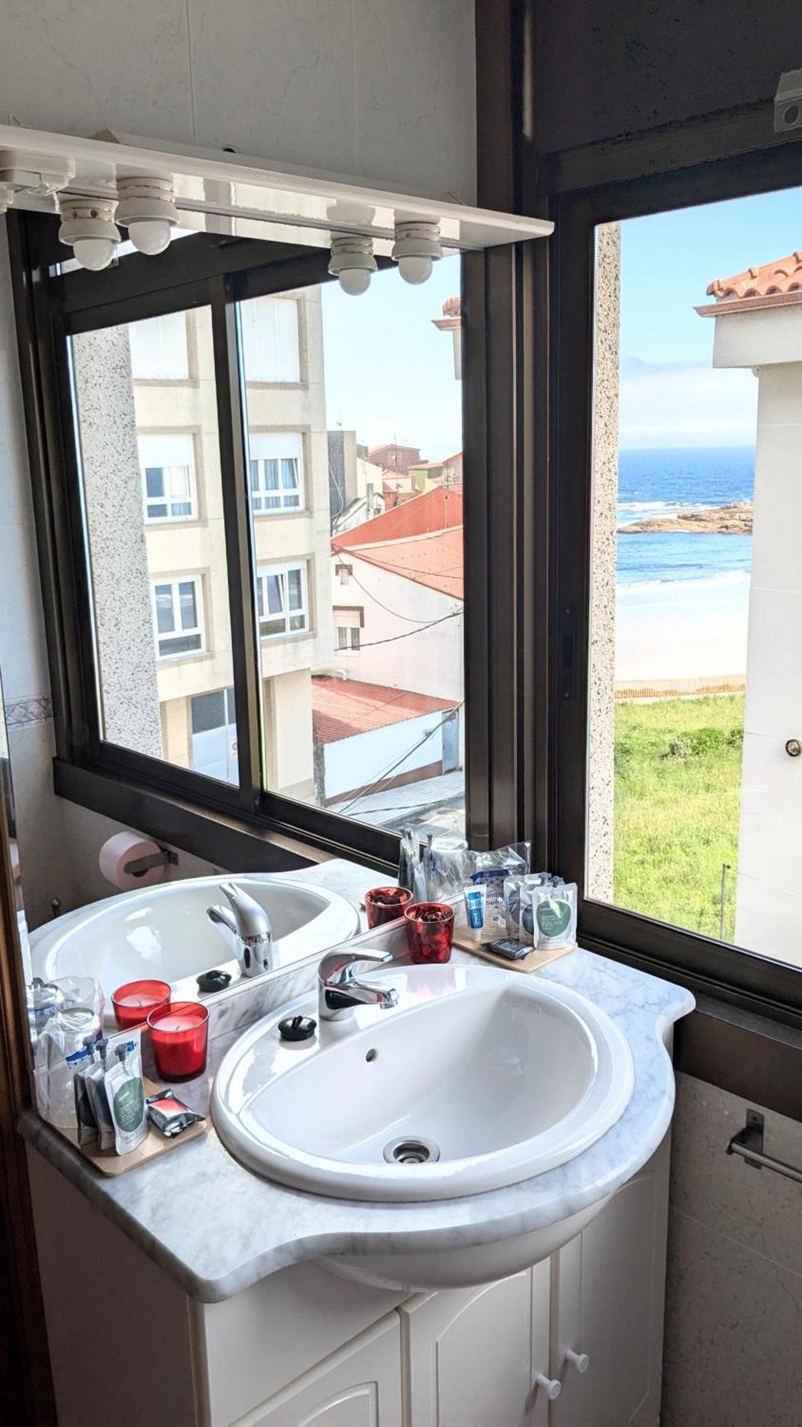 Pension Club Del Mar Cayón Eksteriør bilde